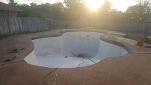 Pool Maintenance and Cleaning - Charlie's Pool Service